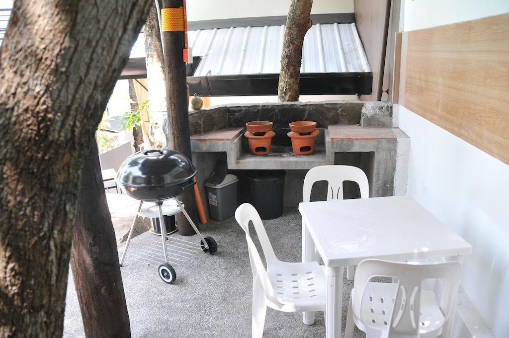 Date & Dine Resort Antipolo Exterior foto